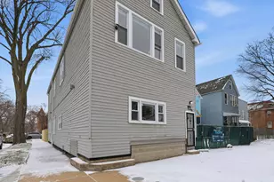 5256 S Carpenter St, Chicago, IL 60609 - Photo 1