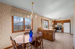 997 N Plum Grove Rd, Palatine, IL 60067 - Photo 10