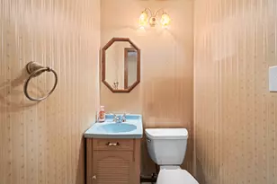 997 N Plum Grove Rd, Palatine, IL 60067 - Photo 22