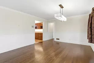 700 Broadway Ave, Crystal Lake, IL 60014 - Photo 10