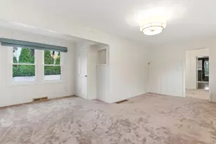 700 Broadway Ave, Crystal Lake, IL 60014 - Photo 20