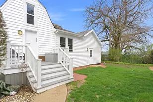 700 Broadway Ave, Crystal Lake, IL 60014 - Photo 34