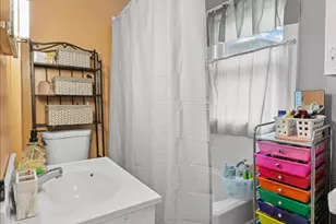 58 S Geneva St, Elgin, IL 60120 - Photo 10