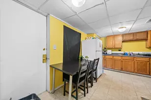 58 S Geneva St, Elgin, IL 60120 - Photo 16