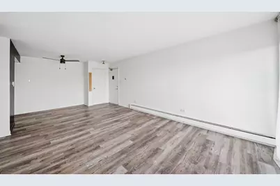 2 E Dundee Quarter Drive #B201, Palatine, IL 60074 - Photo 6