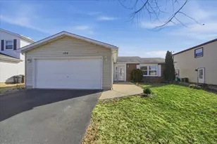 155 Surrey Dr, Carol Stream, IL 60188 - Photo 2