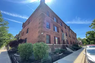 2539 W Iowa St, Chicago, IL 60622 - Photo 1