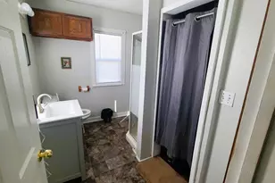 1106 Steinman St, Dixon, IL 61021 - Photo 8