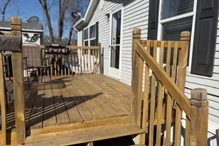 3515 44th Ave, Moline, IL 61265 - Photo 2
