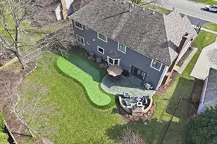 121 Brighton Dr, Wheaton, IL 60189 - Photo 44