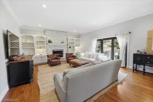 121 Brighton Dr, Wheaton, IL 60189 - Photo 18