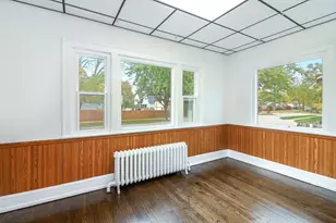 613 S Summit Ave, Villa Park, IL 60181 - Photo 6