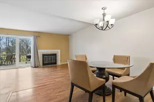 1530 Apple Grove Ln, Westmont, IL 60559 - Photo 6