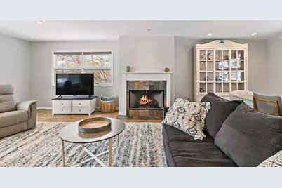 915 Willow Lane, Sleepy Hollow, IL 60118 - Photo 12