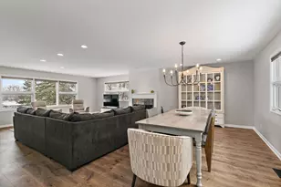 915 Willow Ln, Sleepy Hollow, IL 60118 - Photo 14