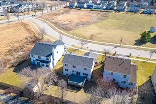 186 Manning Ave, Montgomery, IL 60538 - Photo 2