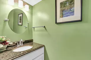 613 Crestview Dr, Champaign, IL 61822 - Photo 22
