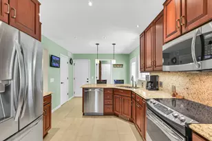 613 Crestview Dr, Champaign, IL 61822 - Photo 20