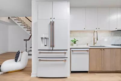 39 E Schiller Street #1E, Chicago, IL 60610 - Photo 10