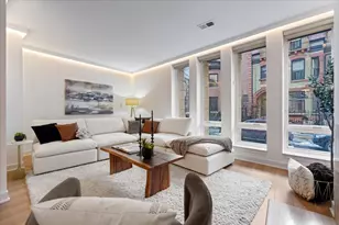 39 E Schiller St, Chicago, IL 60610 - Photo 2