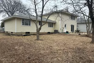 235 Quincy Ct, Schaumburg, IL 60193 - Photo 24