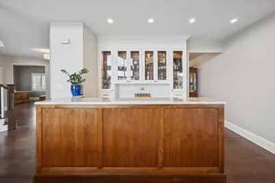 6837 Fieldstone Drive, Burr Ridge, IL 60527 - Photo 8