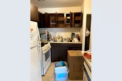 9S220 Lake Drive #16-104, Willowbrook, IL 60527 - Photo 2