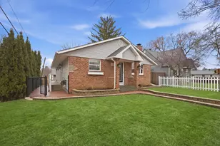 522 Lilac Ct, Round Lake Beach, IL 60073 - Photo 38