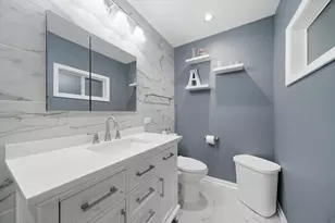 522 Lilac Ct, Round Lake Beach, IL 60073 - Photo 14