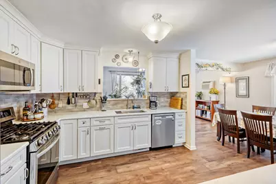 205 Cambridge Lane, Bloomingdale, IL 60108 - Photo 10