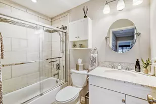 205 Cambridge Ln, Bloomingdale, IL 60108 - Photo 24