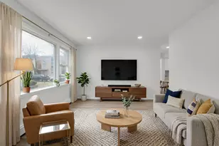 8634 W Summerdale Ave, Chicago, IL 60656 - Photo 2