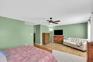 27 Fields E, Champaign, IL 61822 - Photo 18