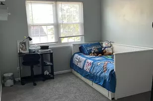 2011 Westview Ln, Round Lake Beach, IL 60073 - Photo 8