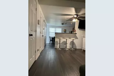 2011 Westview Lane, Round Lake Beach, IL 60073 - Photo 4