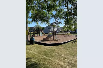 2011 Westview Lane, Round Lake Beach, IL 60073 - Photo 14