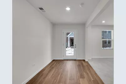 6275 Sandbelt Drive, Woodridge, IL 60517 - Photo 8