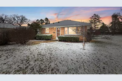 19 N East Avenue, South Elgin, IL 60177 - Photo 1