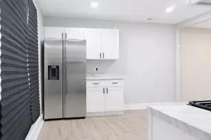 1946 Dartmouth St, Chicago Heights, IL 60411 - Photo 8