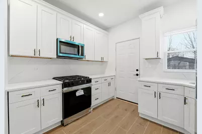 3313 W 61st Place, Chicago, IL 60629 - Photo 8