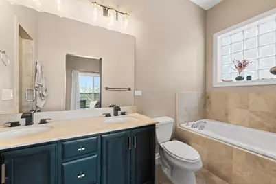 2248 W Foster Avenue #4, Chicago, IL 60625 - Photo 12