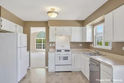 816 Kalamazoo Circle #29-6, Vernon Hills, IL 60061 - Photo 12