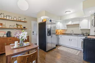 16103 Beth Ct, Oak Forest, IL 60452 - Photo 8
