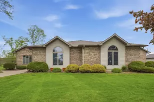 1009 Melody Hls, Fulton, IL 61252 - Photo 2