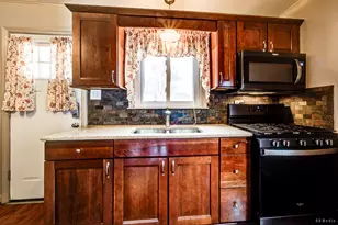 4243 Konrad Ave, Lyons, IL 60534 - Photo 8