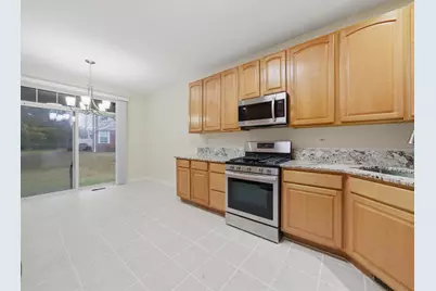 399 Pine Lake Circle #399, Vernon Hills, IL 60061 - Photo 6