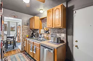 9627 S Wallace St, Chicago, IL 60628 - Photo 6