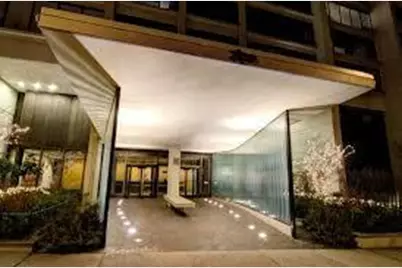 2800 N Lake Shore Drive #911, Chicago, IL 60657 - Photo 14