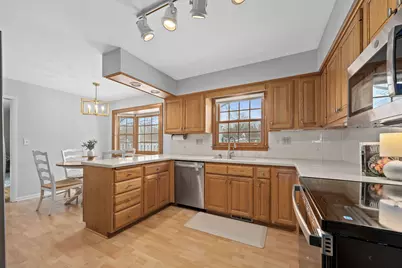 1532 Swallow Street, Naperville, IL 60565 - Photo 12