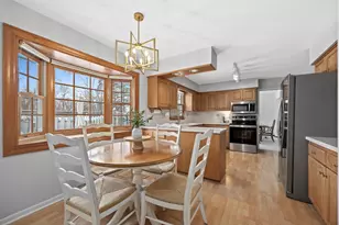 1532 Swallow St, Naperville, IL 60565 - Photo 14